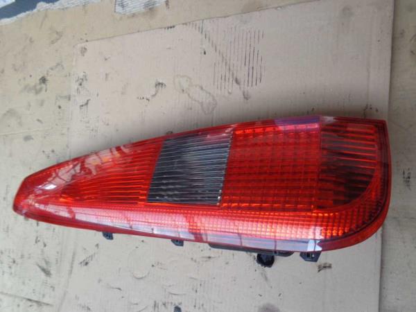 FEU ARRIERE GAUCHE FORD FUSION -2005 - Vue 1